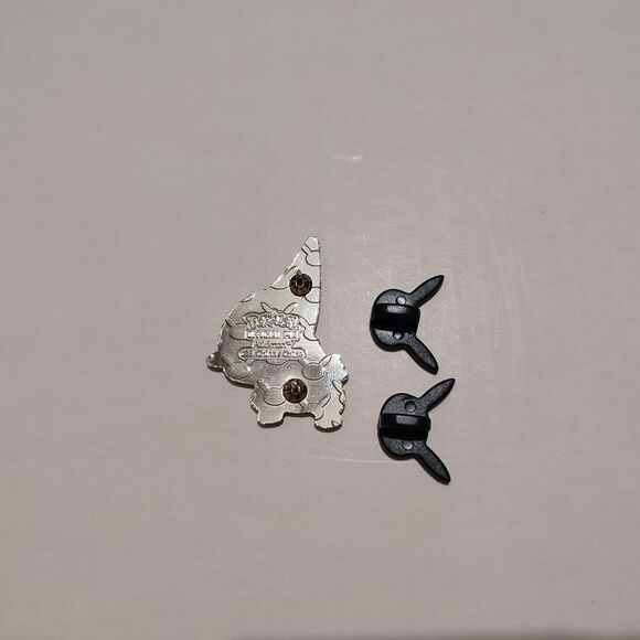 Pokemon Axew Enamel Pin Official Nintendo Collectible Lapel Pin - Picture 3 of 3